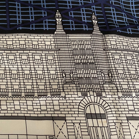 Special Edition Nicole Miller Silk Scarf/Wrap - Picture 3 of 7